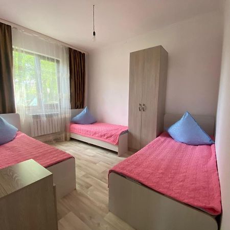 Guest House Arcabay-Karligash Saty Εξωτερικό φωτογραφία